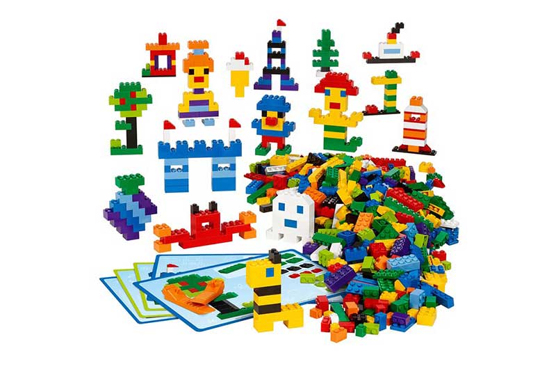 Creative-LEGO-Brick-Set-by-LEGO-Education-cyprus-game pieces