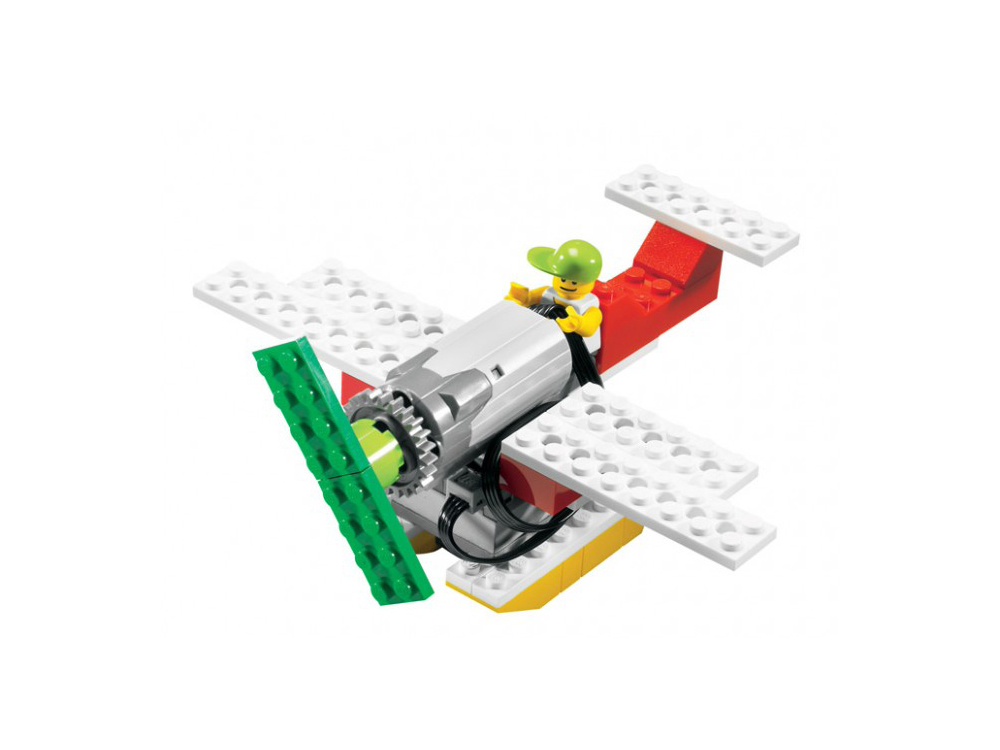 LEGO Education Simple Machines Set Robots Cyprus Nicosia Limassol Famagusta Paphos Larnaca plane