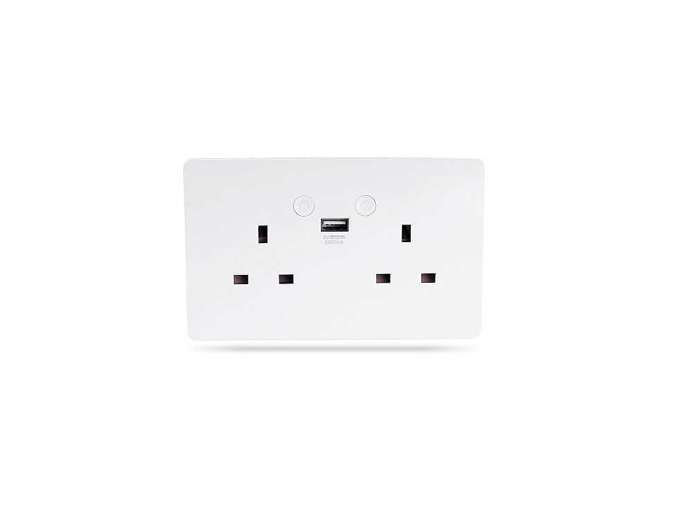 WOOX R4053 WiFi Smart Wall Socket 2xUK Outlet & 1xUSB 5V 2.4A Robots Cyprus Nicosia Limassol Famagusta Paphos Larnaca front