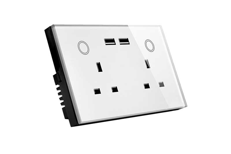 Tuya Smart 2-gang Double Socket With Usb Charger 13amp (4a Usb) Wifi App Robots Cyprus Nicosia Limassol Famagusta Paphos Larnaca front