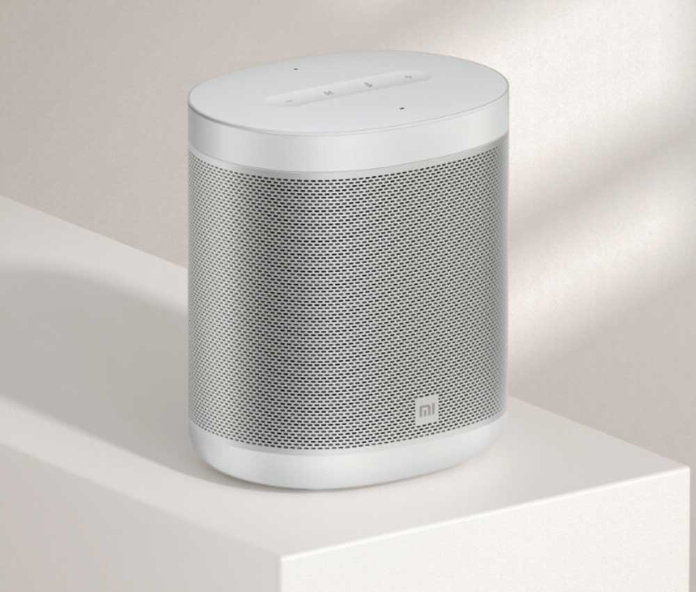 Xiaomi Mi Smart Google Assistant Speaker Global White Robots Cyprus Nicosia Limassol Famagusta Paphos Larnaca angle right